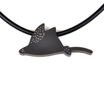 Adlerrochen schwarz gepunktet / Eagle Ray black dotted